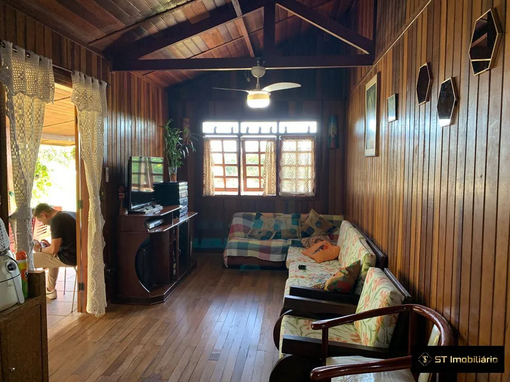Chácara, 3 quartos, 1241 m² - Foto 6