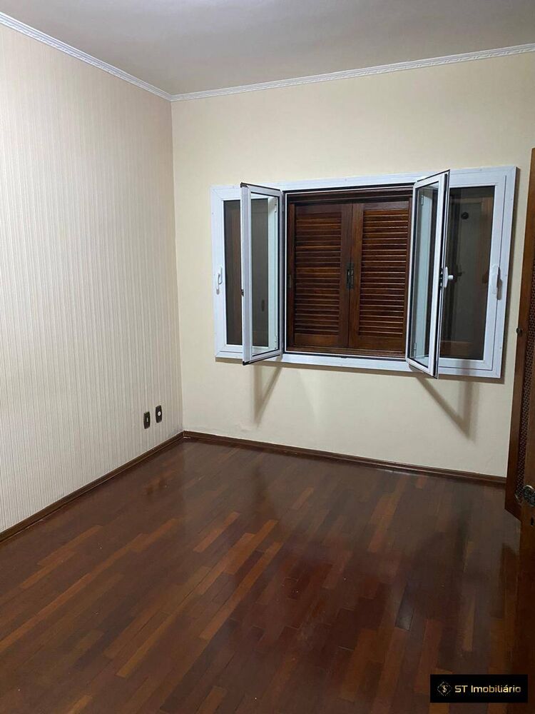 Casa, 3 quartos, 360 m² - Foto 3