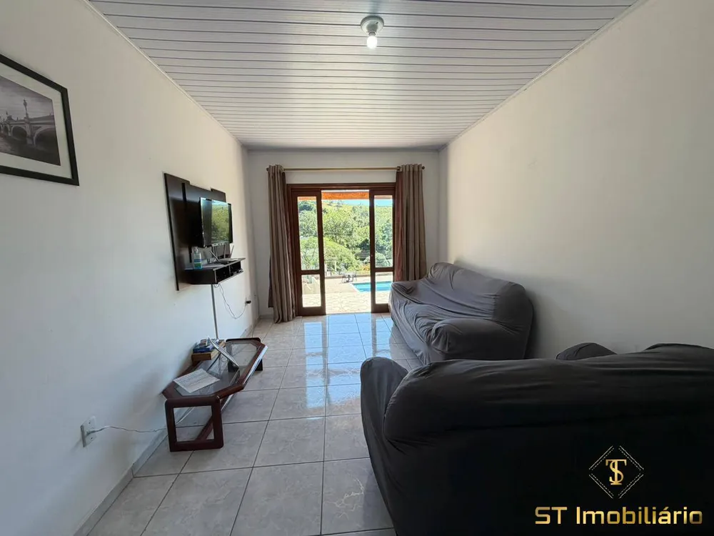 Chácara, 4 quartos, 950 m² - Foto 3