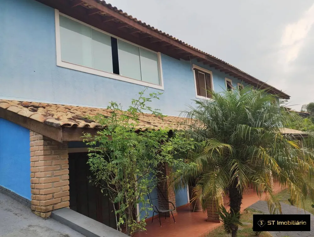 Chácara, 3 quartos, 1400 m² - Foto 1