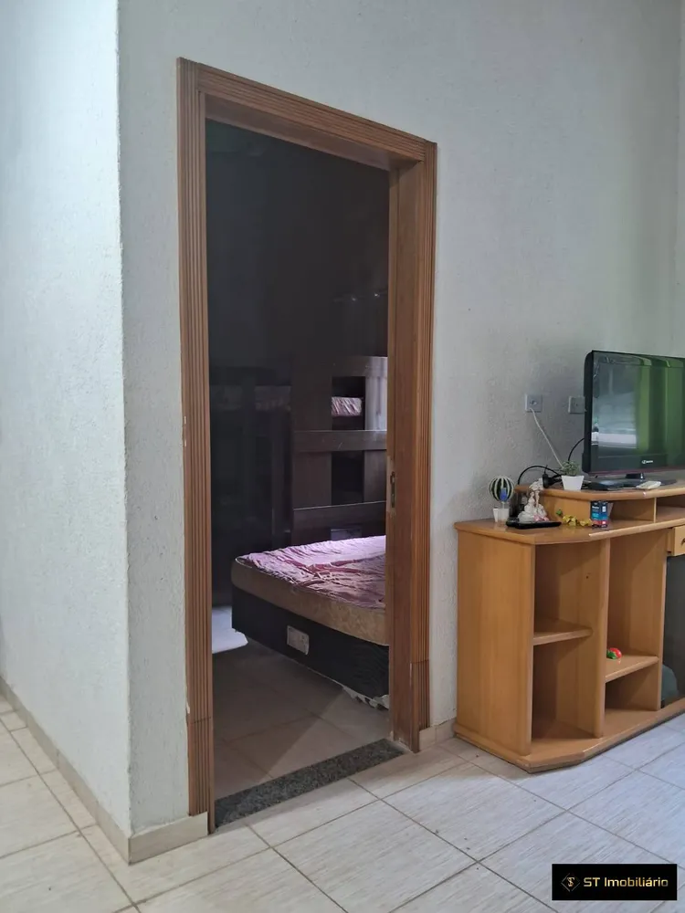 Chácara, 4 quartos, 3600 m² - Foto 8