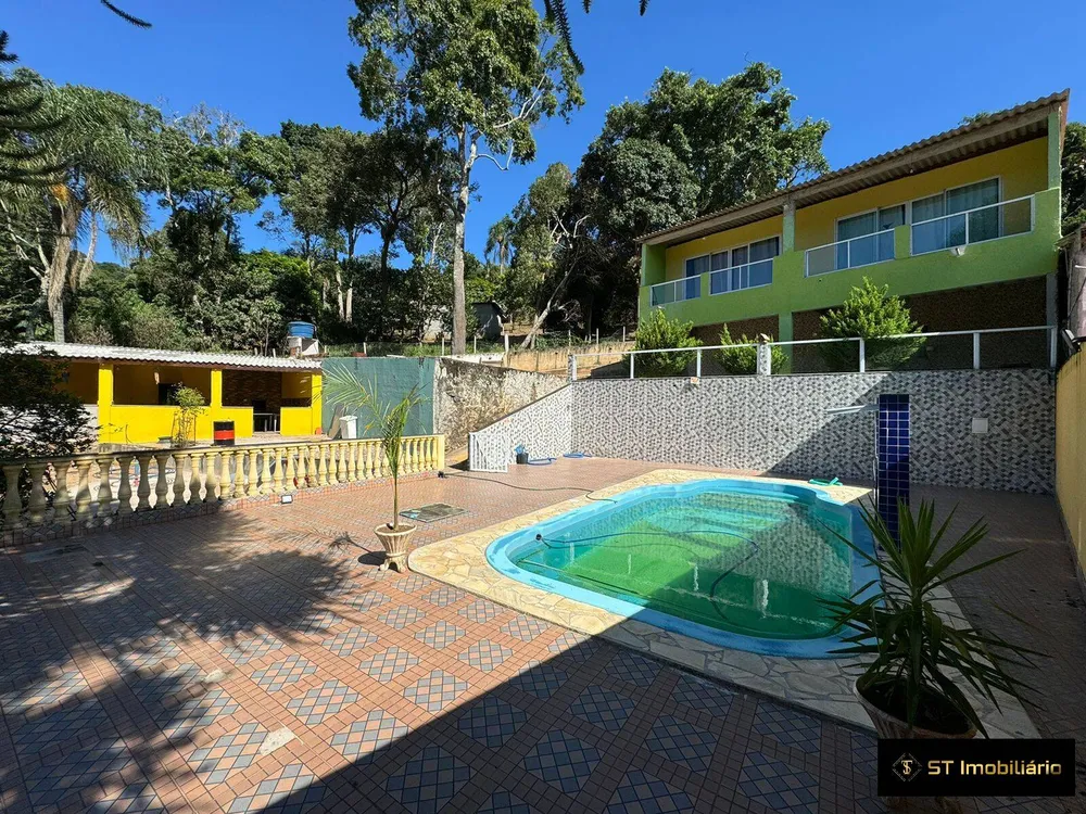 Chácara, 4 quartos, 3600 m² - Foto 1