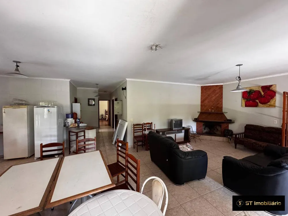 Chácara, 4 quartos, 2500 m² - Foto 9