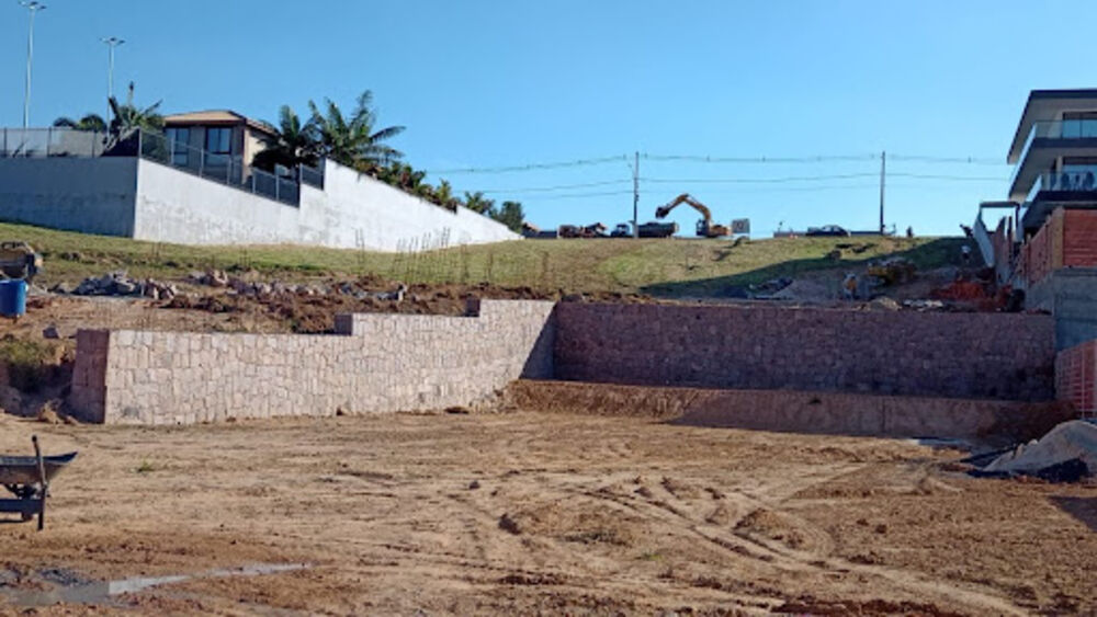 Loteamento e Condomínio, 1200 m² - Foto 1