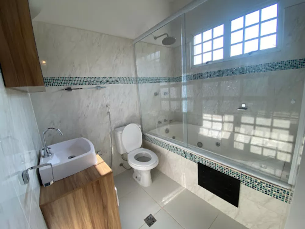 Chácara, 4 quartos, 350 m² - Foto 1