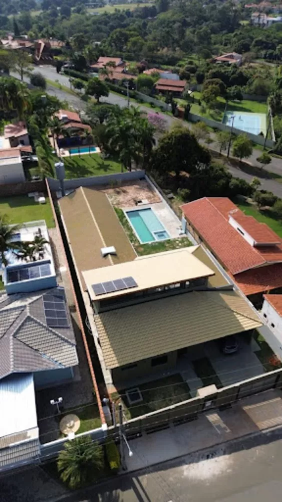 Casa de Condomínio à venda com 4 quartos, 417m² - Foto 2