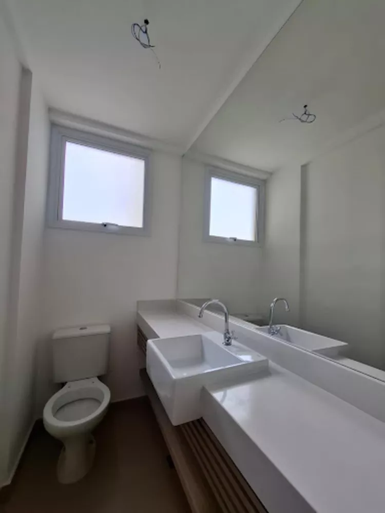 Apartamento para alugar com 2 quartos, 82m² - Foto 4