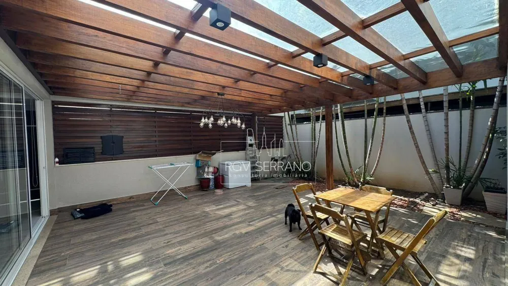 Sobrado, 5 quartos, 357 m² - Foto 1