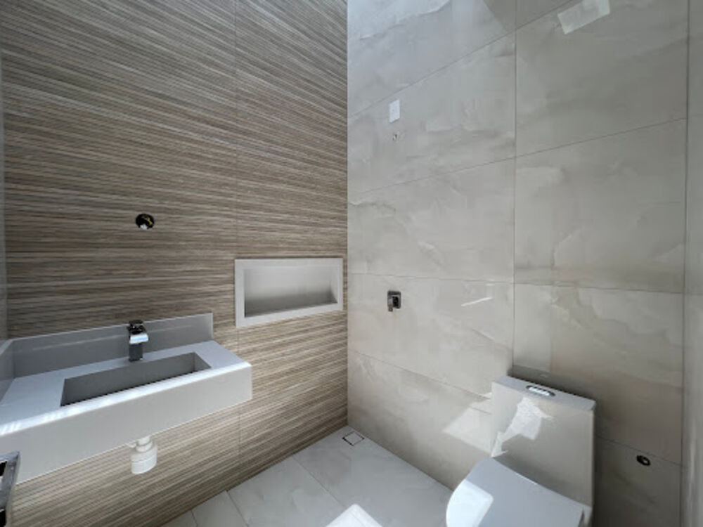 Casa de Condomínio à venda com 3 quartos, 207m² - Foto 3