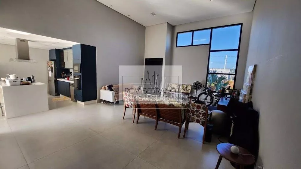 Casa de Condomínio à venda com 3 quartos, 209m² - Foto 4