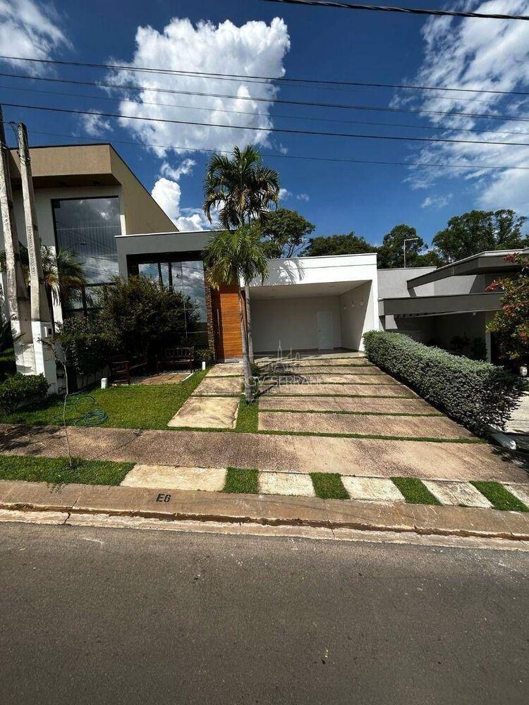 Casa de Condomínio à venda com 3 quartos, 155m² - Foto 1