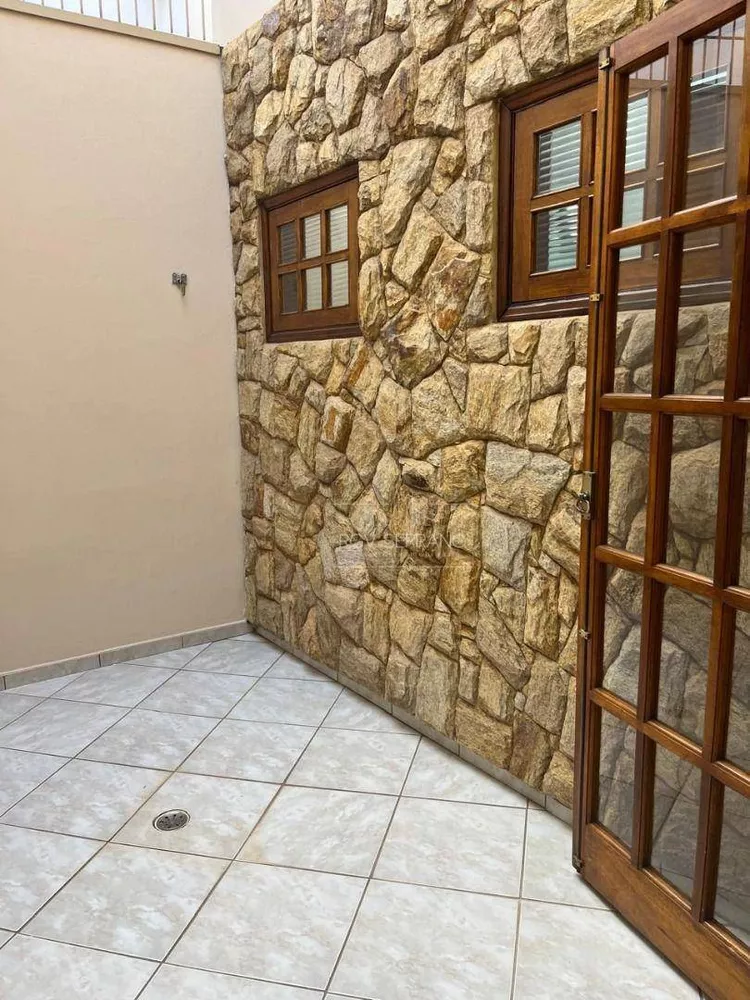 Casa para alugar com 3 quartos, 180m² - Foto 4