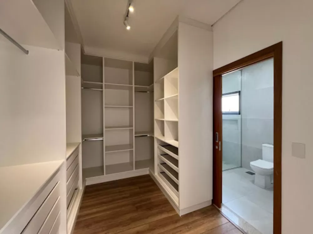 Casa de Condomínio à venda com 3 quartos, 280m² - Foto 2