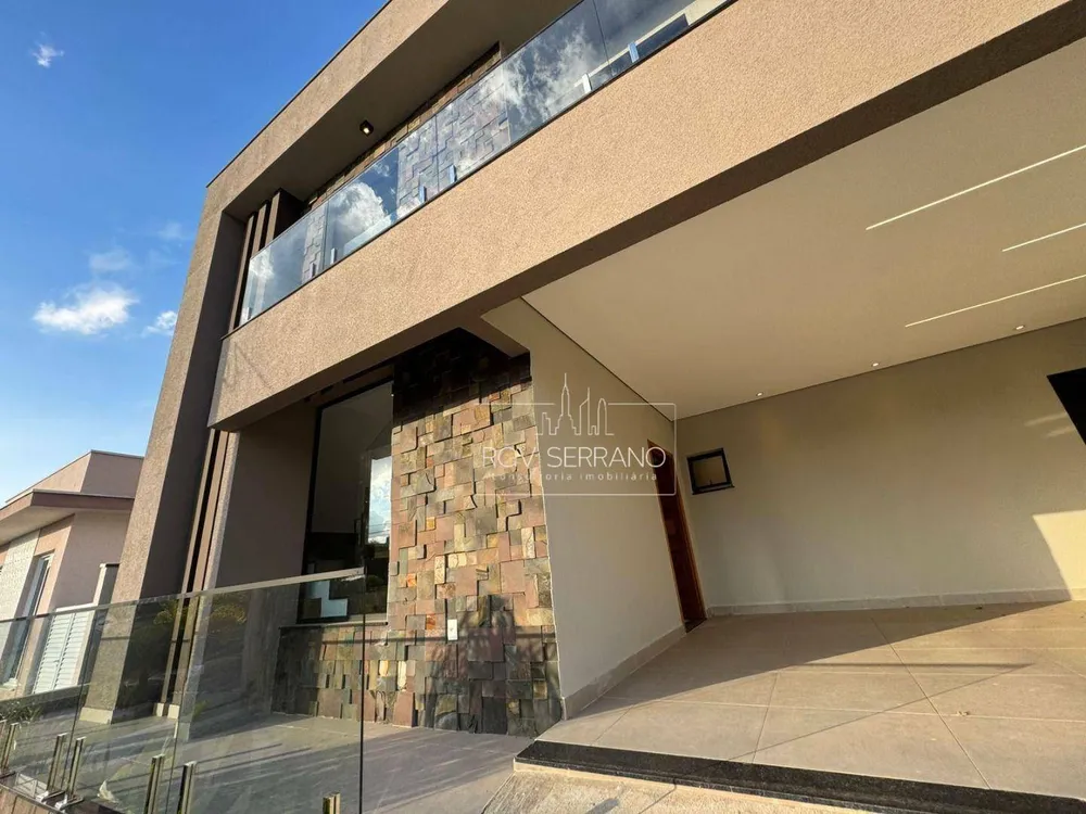 Sobrado, 3 quartos, 226 m² - Foto 1