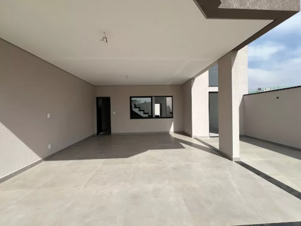 Casa de Condomínio à venda com 2 quartos, 192m² - Foto 2