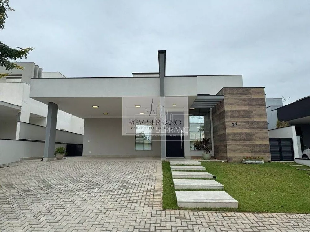 Casa de Condomínio à venda com 3 quartos, 300m² - Foto 1