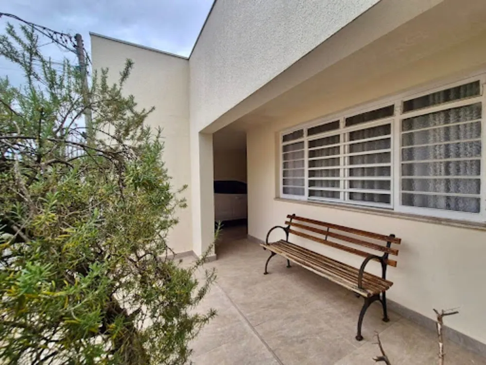 Casa, 4 quartos, 207 m² - Foto 1