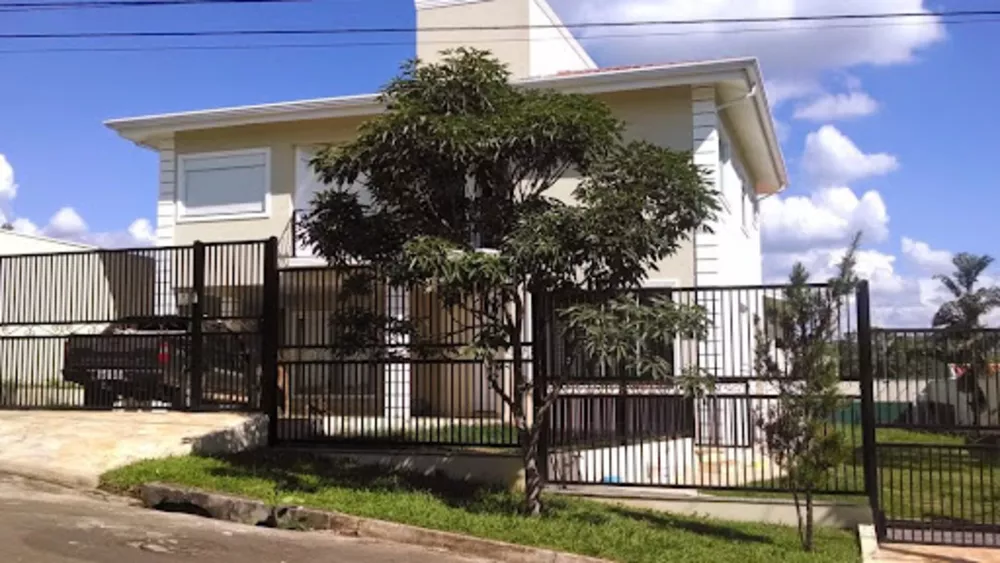 Casa de Condomínio à venda com 4 quartos, 400m² - Foto 3