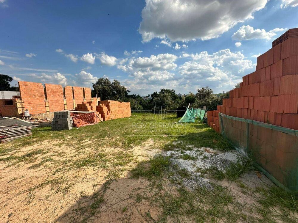 Loteamento e Condomínio, 209 m² - Foto 1