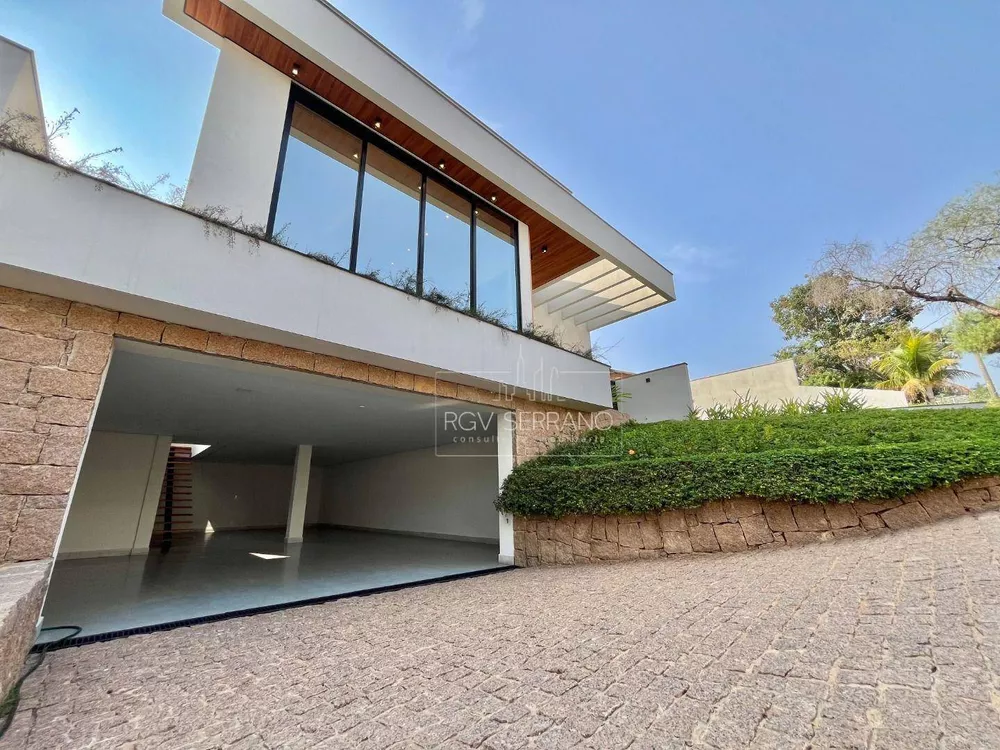 Casa de Condomínio à venda com 4 quartos, 315m² - Foto 1