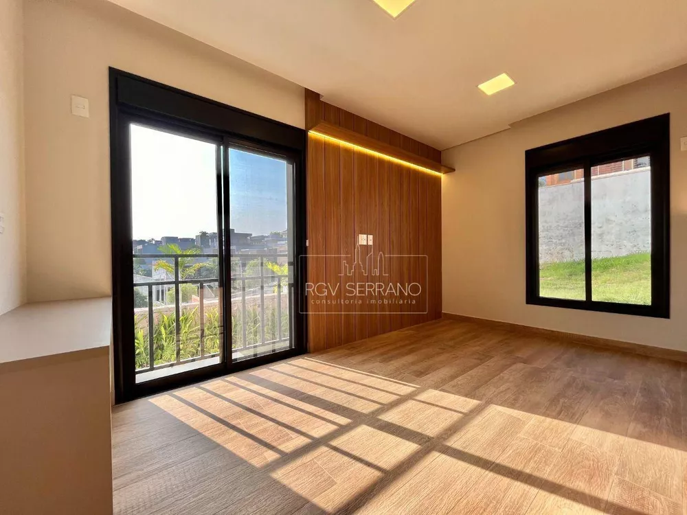 Casa de Condomínio à venda com 4 quartos, 315m² - Foto 4