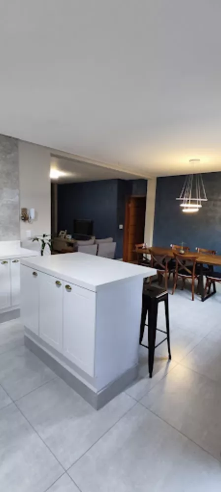 Casa à venda com 3 quartos, 140m² - Foto 4