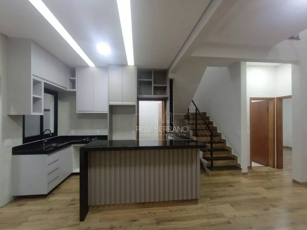 Casa de Condomínio à venda com 3 quartos, 172m² - Foto 1