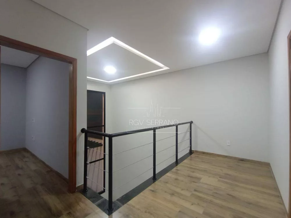 Casa de Condomínio à venda com 3 quartos, 172m² - Foto 2