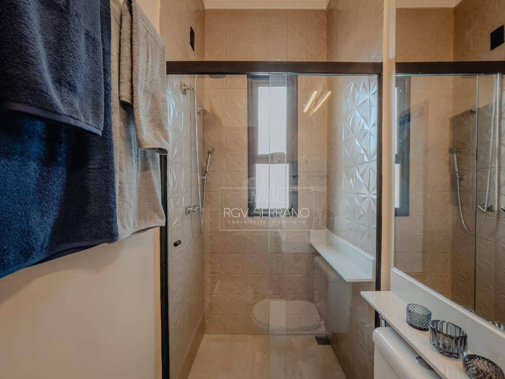 Sobrado à venda com 3 quartos, 204m² - Foto 1