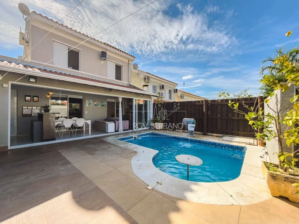 Sobrado, 3 quartos, 173 m² - Foto 1