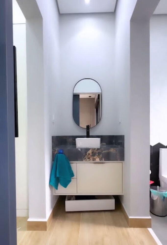 Casa de Condomínio à venda com 4 quartos, 263m² - Foto 2