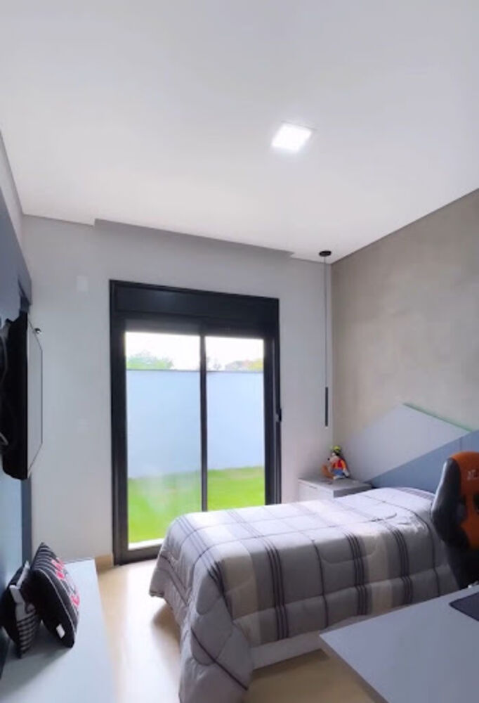 Casa de Condomínio à venda com 4 quartos, 263m² - Foto 1