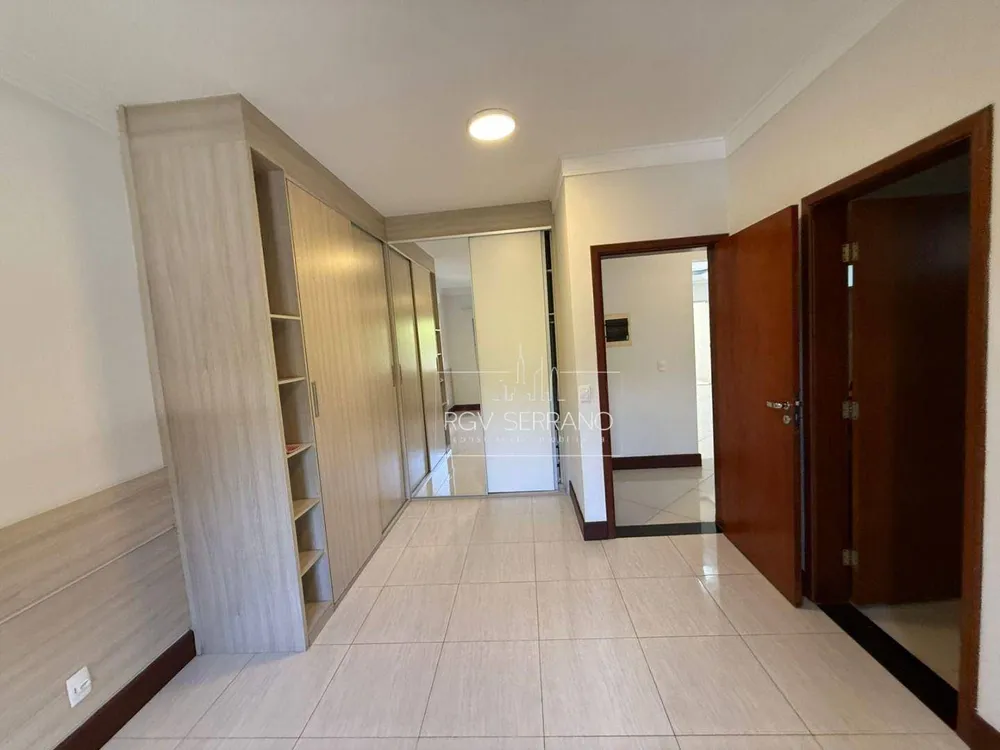 Sobrado, 4 quartos, 341 m² - Foto 4