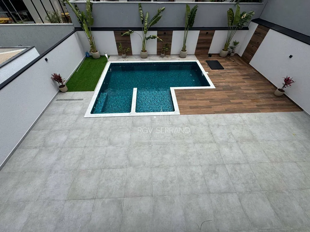 Sobrado, 3 quartos, 328 m² - Foto 2