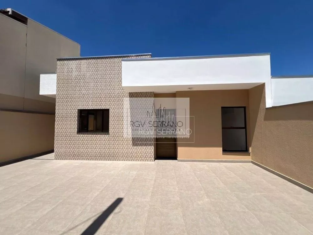 Casa à venda com 3 quartos, 73m² - Foto 1