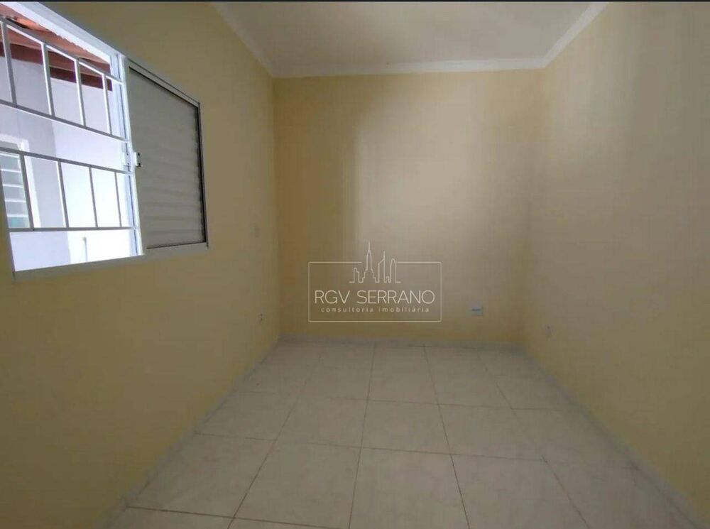 Casa à venda com 3 quartos, 149m² - Foto 1