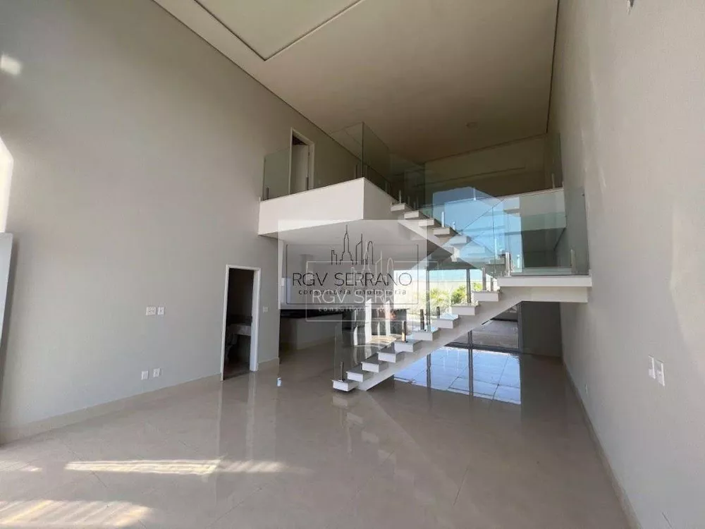 Casa de Condomínio à venda com 3 quartos, 286m² - Foto 4