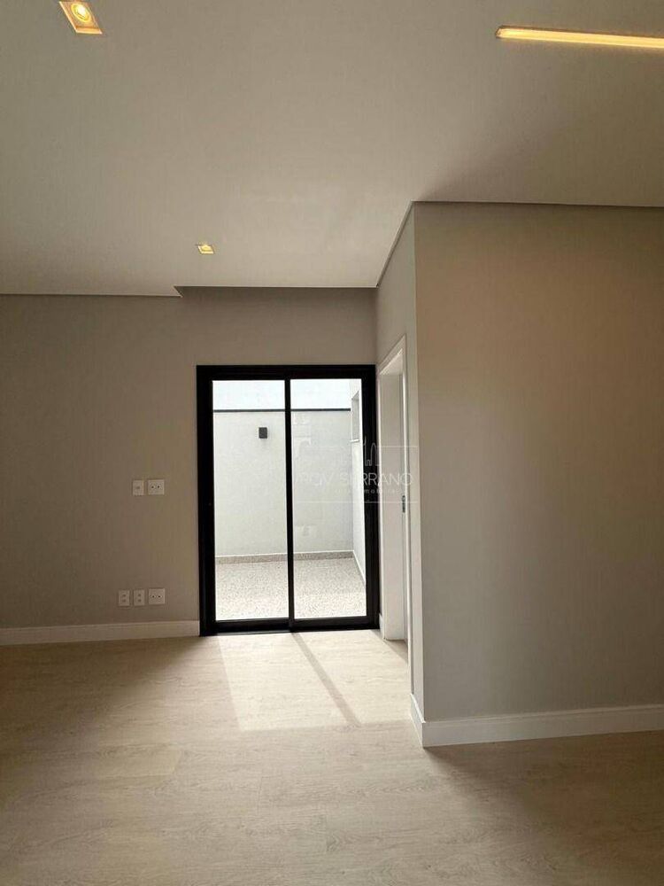 Sobrado à venda com 3 quartos, 210m² - Foto 5