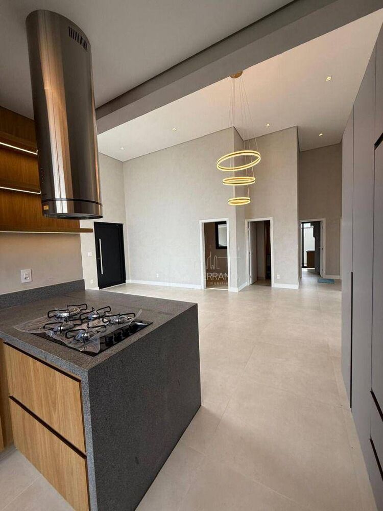Sobrado à venda com 3 quartos, 210m² - Foto 3
