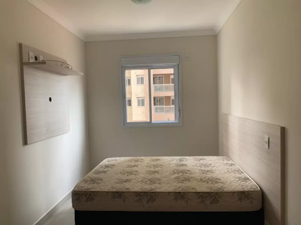 Apartamento para alugar com 3 quartos, 91m² - Foto 3