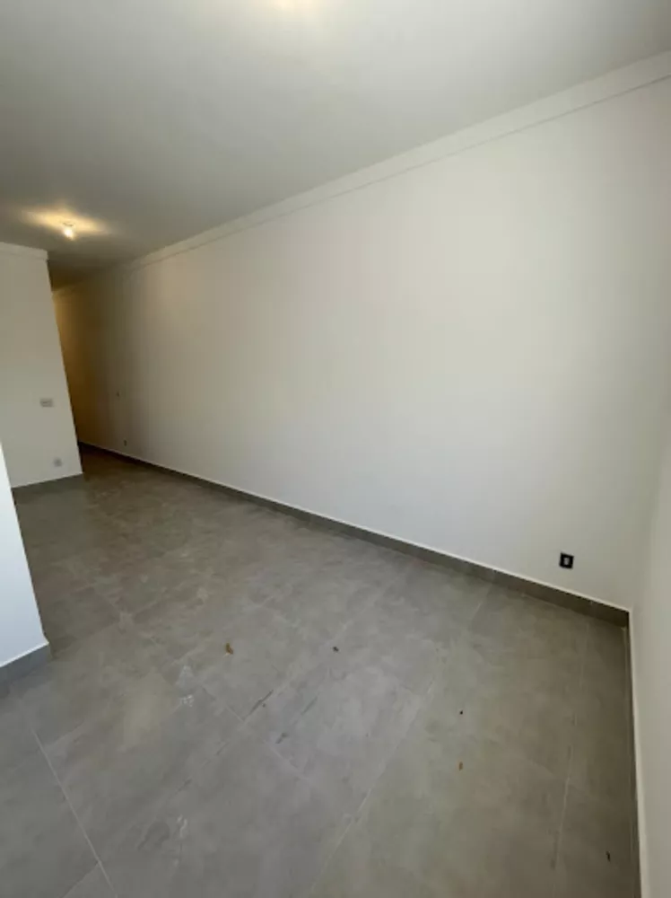 Casa à venda com 3 quartos, 80m² - Foto 3