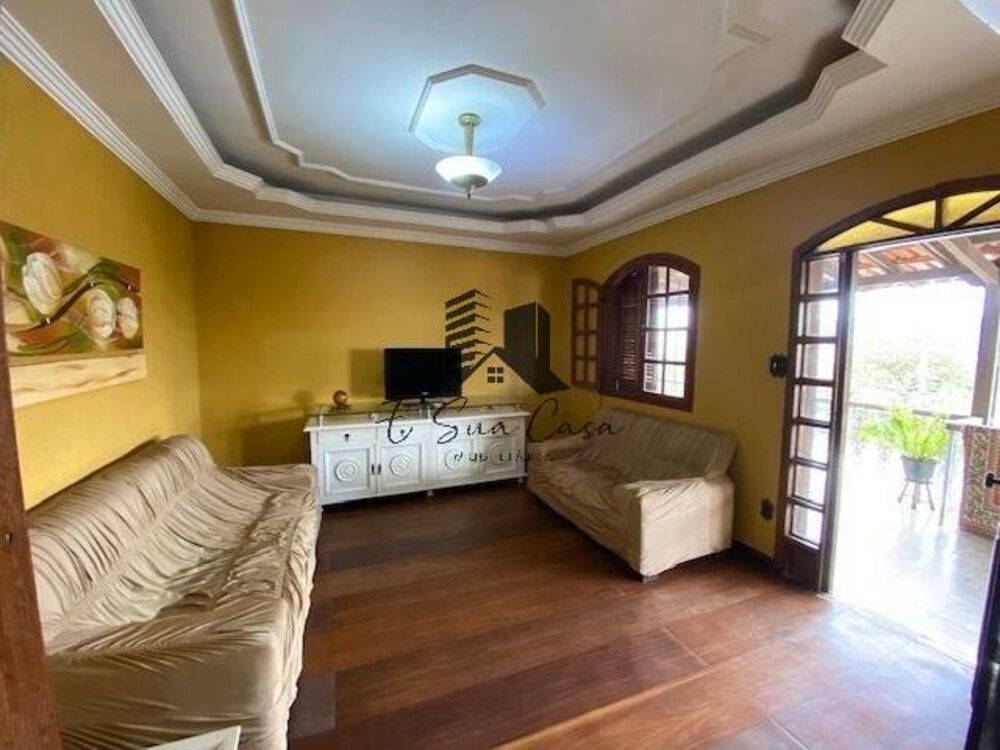 Casa, 3 quartos, 303 m² - Foto 2