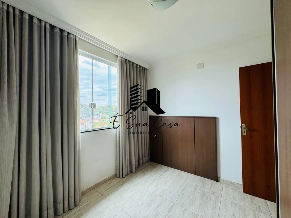 Casa, 3 quartos, 230 m² - Foto 2