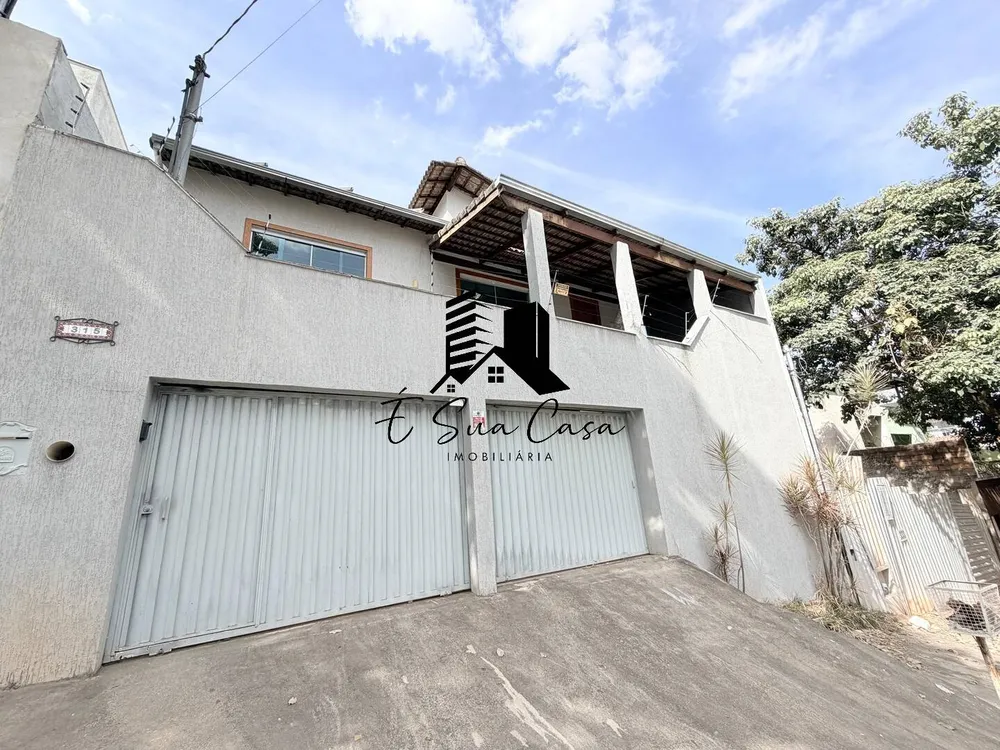 Casa, 4 quartos, 360 m² - Foto 1