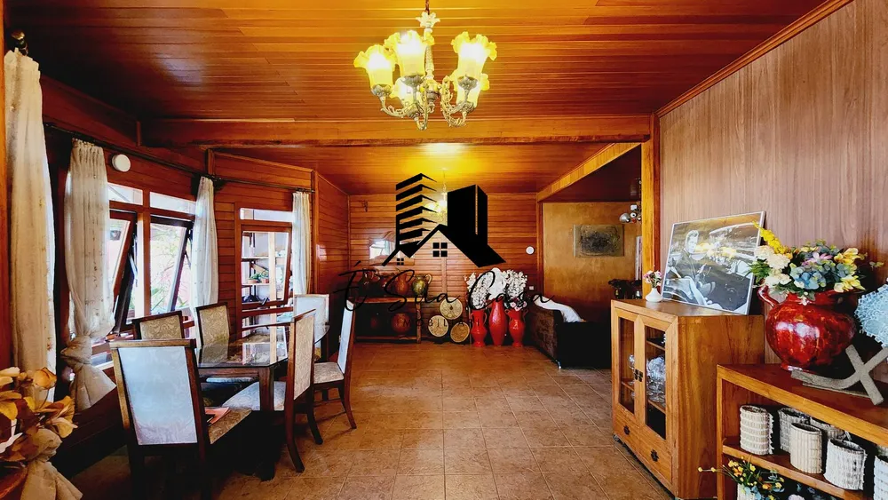 Casa, 4 quartos, 360 m² - Foto 1