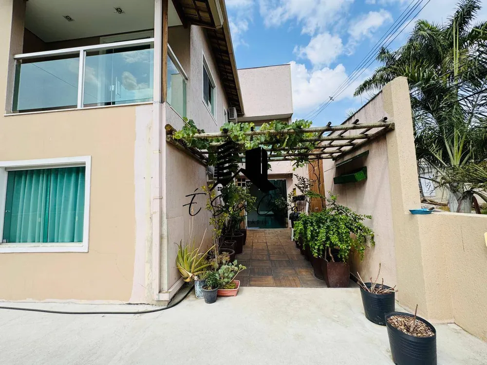 Casa, 3 quartos, 250 m² - Foto 12