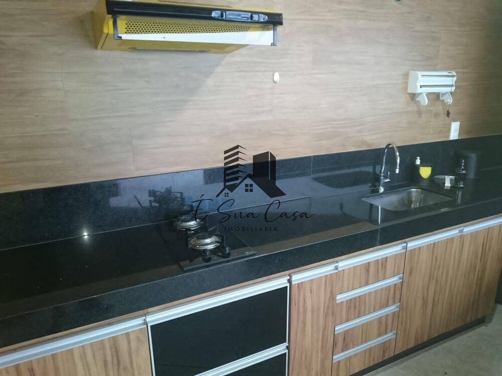 Casa, 3 quartos, 208 m² - Foto 1