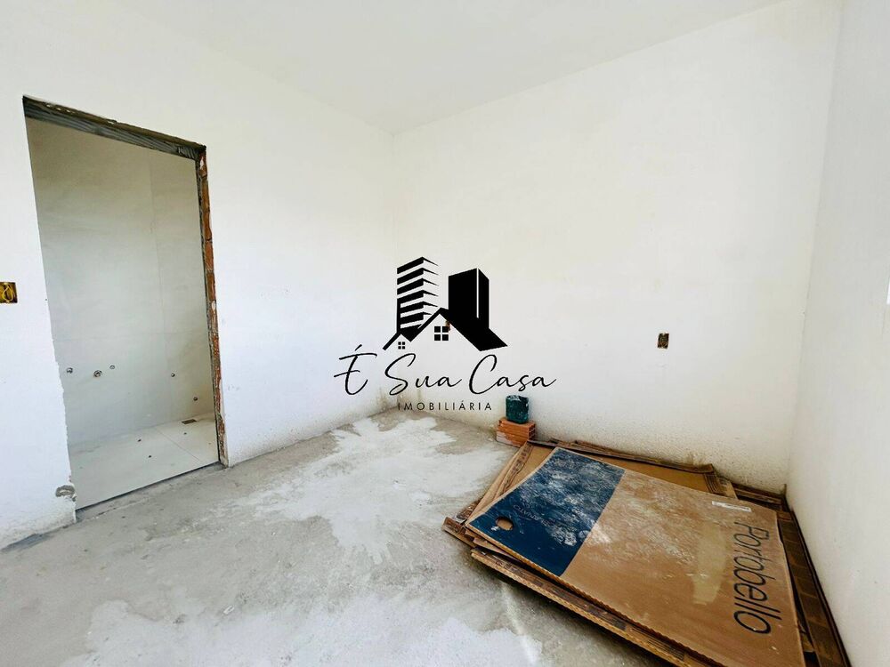 Apartamento à venda com 3 quartos, 170m² - Foto 2