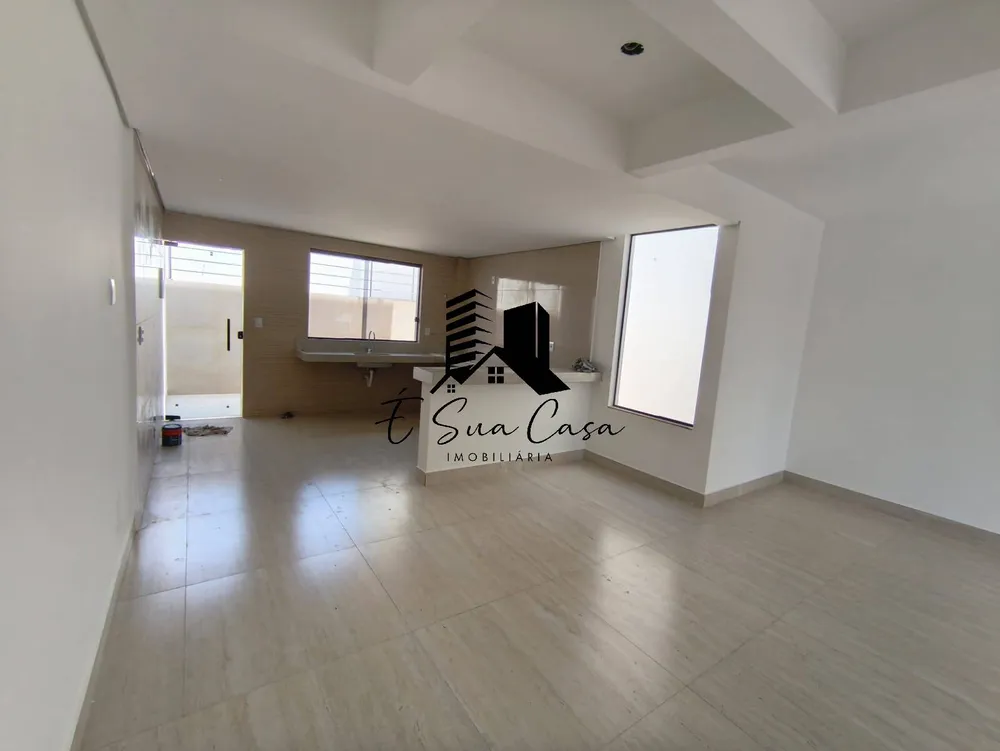 Casa, 3 quartos, 180 m² - Foto 2