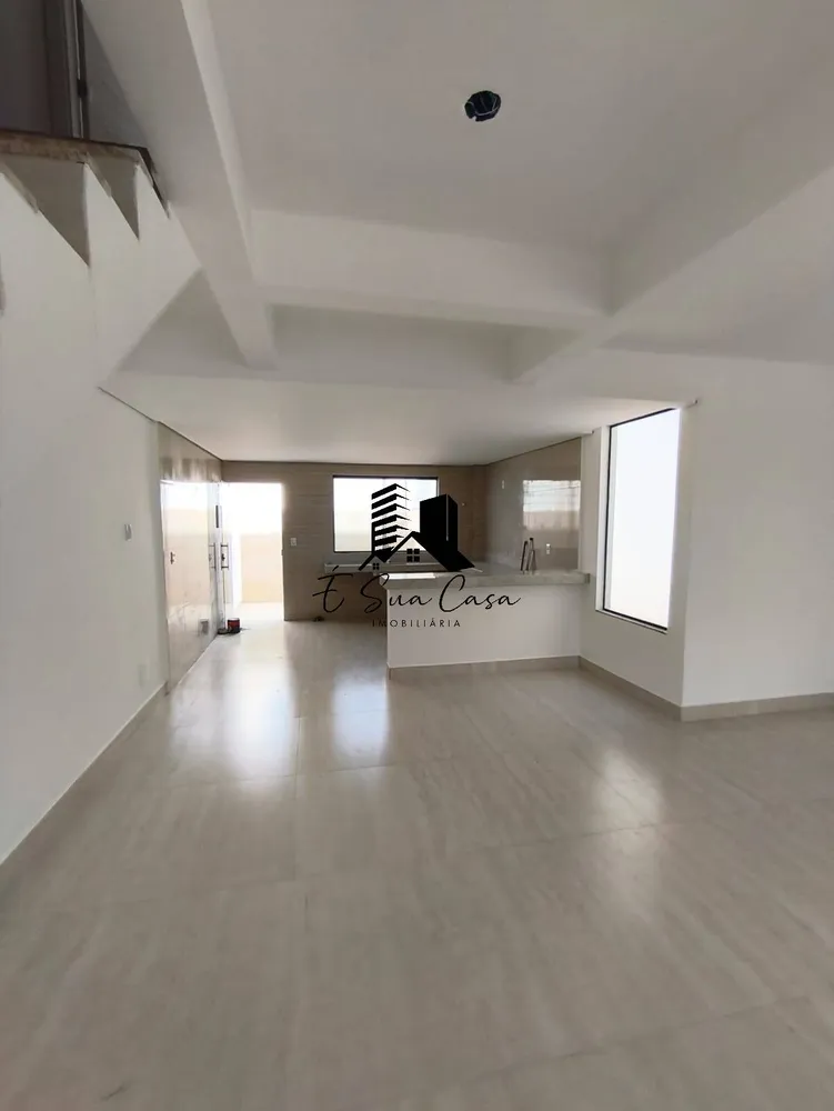 Casa, 3 quartos, 180 m² - Foto 1